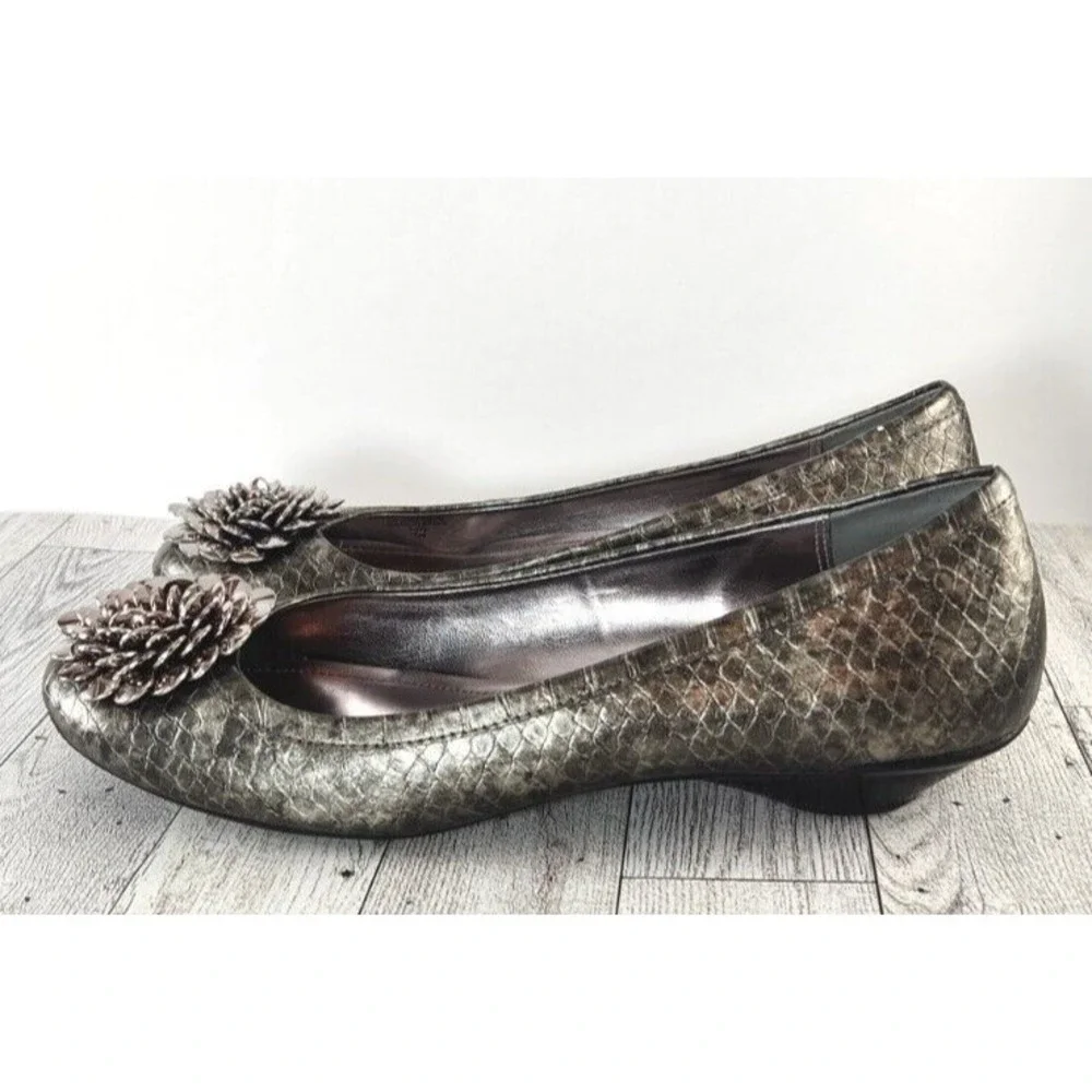 Alfani Shoes Womens Size 7M Flats Faux Animal Snake Grey/Black Metallic Dressy